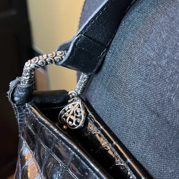 BRIGHTON black patent leather embossed Croc Sonny shoulder bag with organizer - Picture 10 of 16